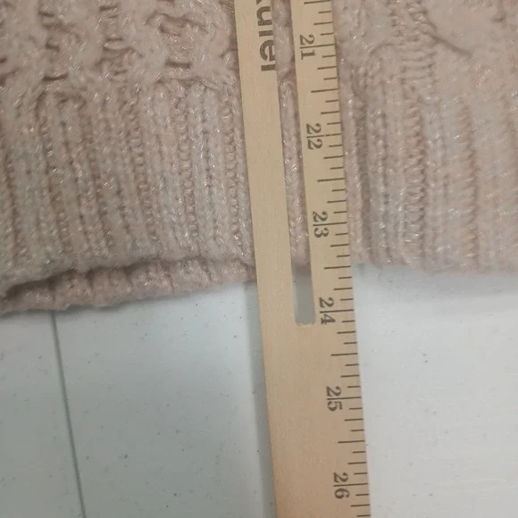 American Eagle Cream Cable Knit Metallic Shimmer Sweater Crew Neck Small - Picture 9 of 11